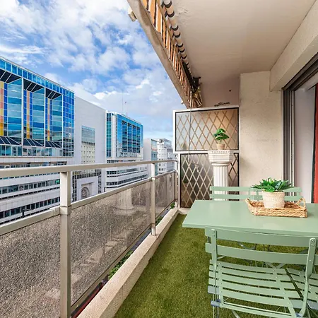 Large 2 Bdr Close To The Balcony & Garage * ニース