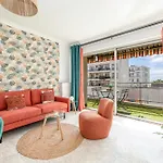 Large 2 Bdr Close To The Balcony & Garage Apartamento *